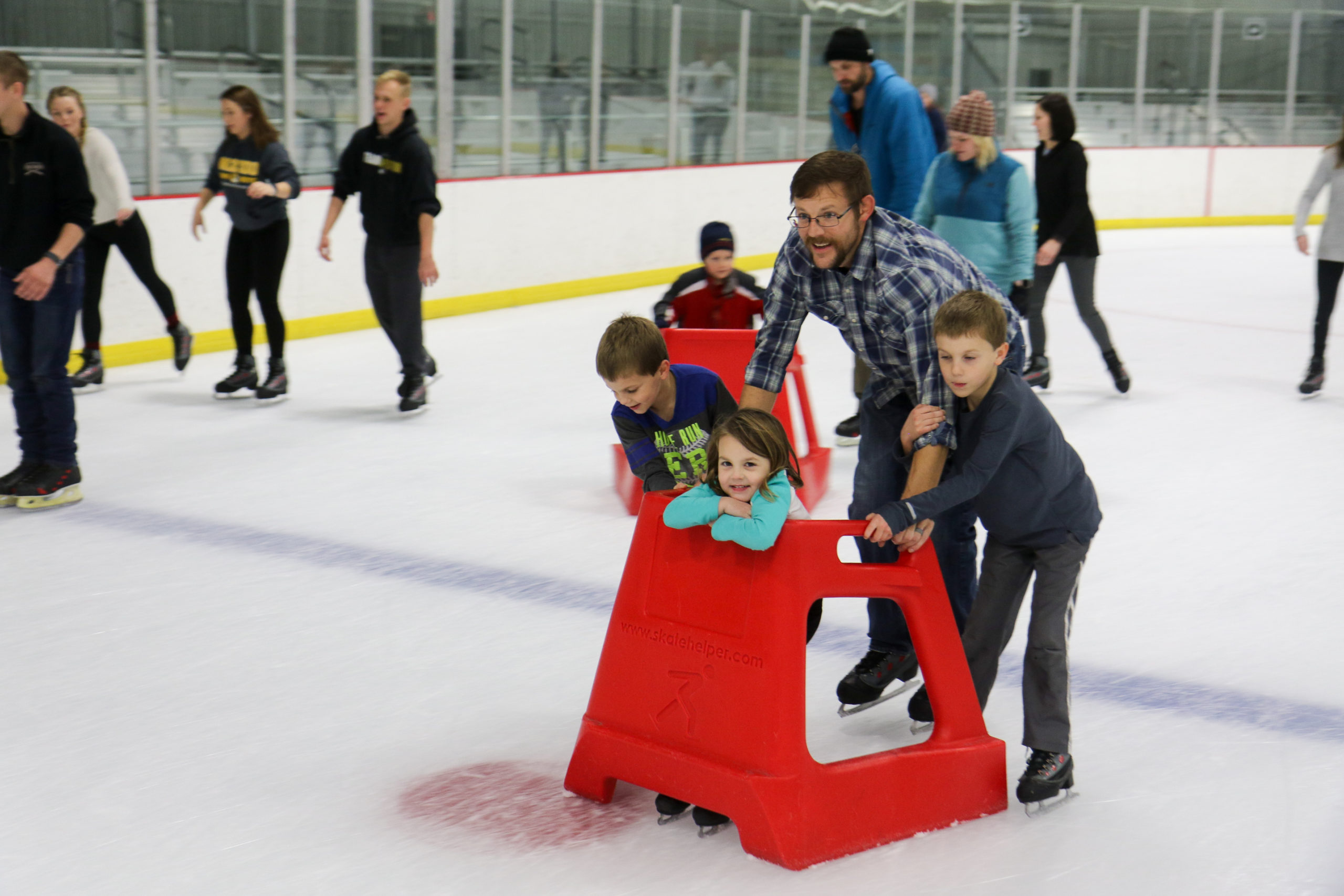 6 Reasons to Try Ice Skating - Jefferson City, MO Parks