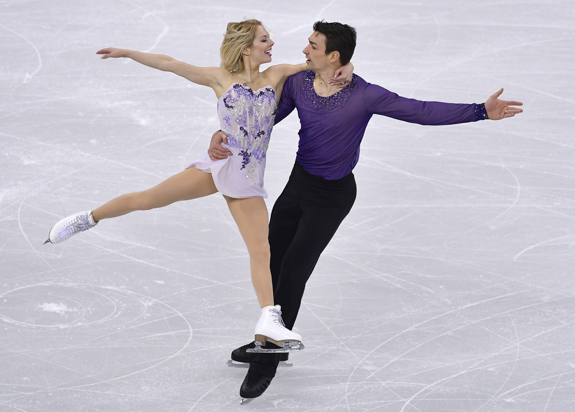 ratings-nbc-airs-top-u-s-figure-skating-telecast-in-8-years-positive